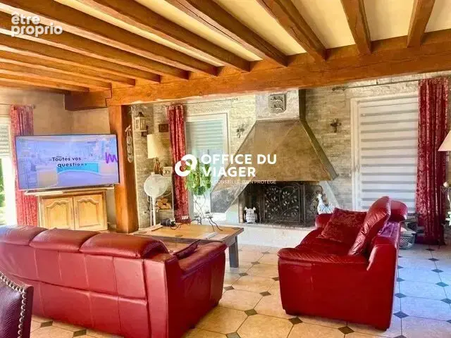 Maison - 5 pièces - 227 m² - photo 3