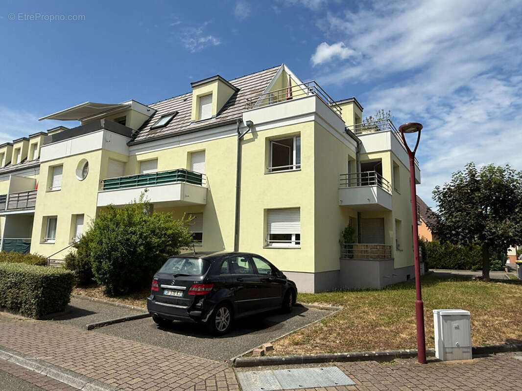 2 pieces  52m² avec balcon - photo 2
