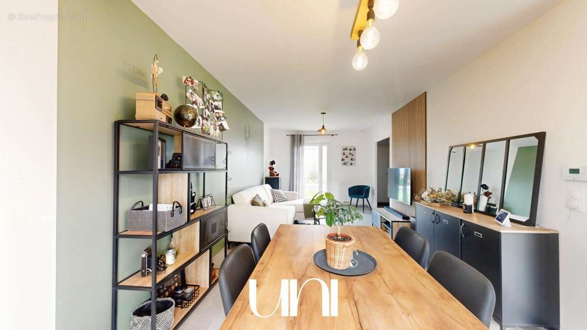 Maison à COLOMBELLES