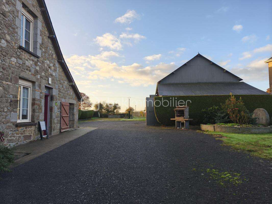 Maison à LIGNIERES-ORGERES