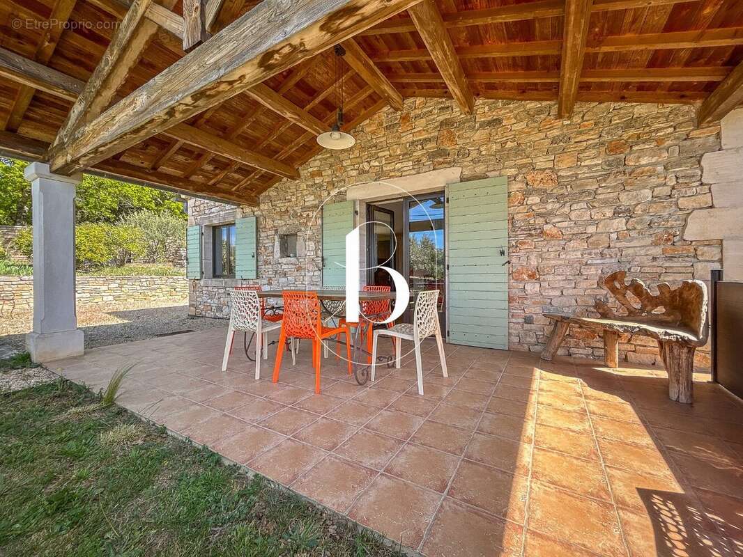 Maison à ORGNAC-L'AVEN