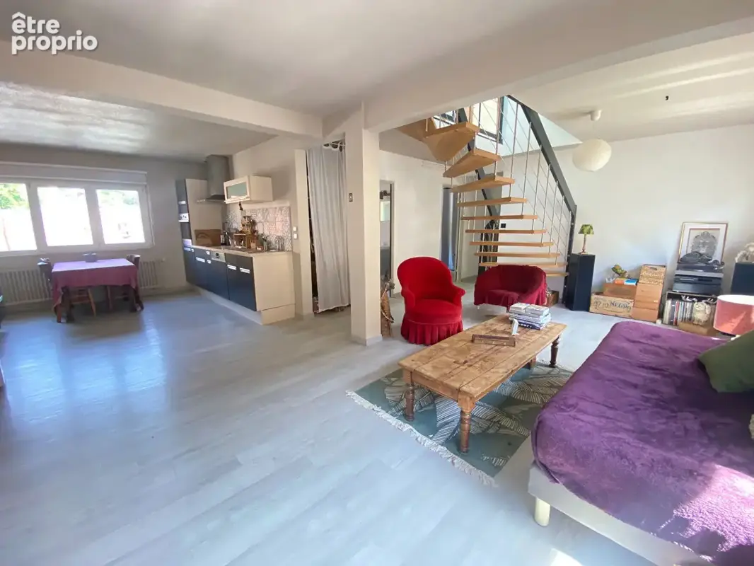 Appartement 6 pièces centre ville de  Guebwiller 104.90 m² - 4 chambres - cave privative - photo 3