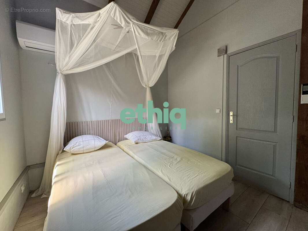 Appartement à DESHAIES