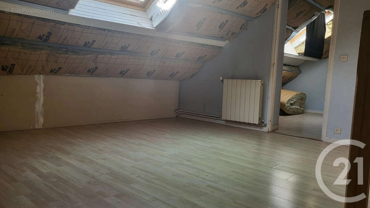 Maison à CLAYE-SOUILLY