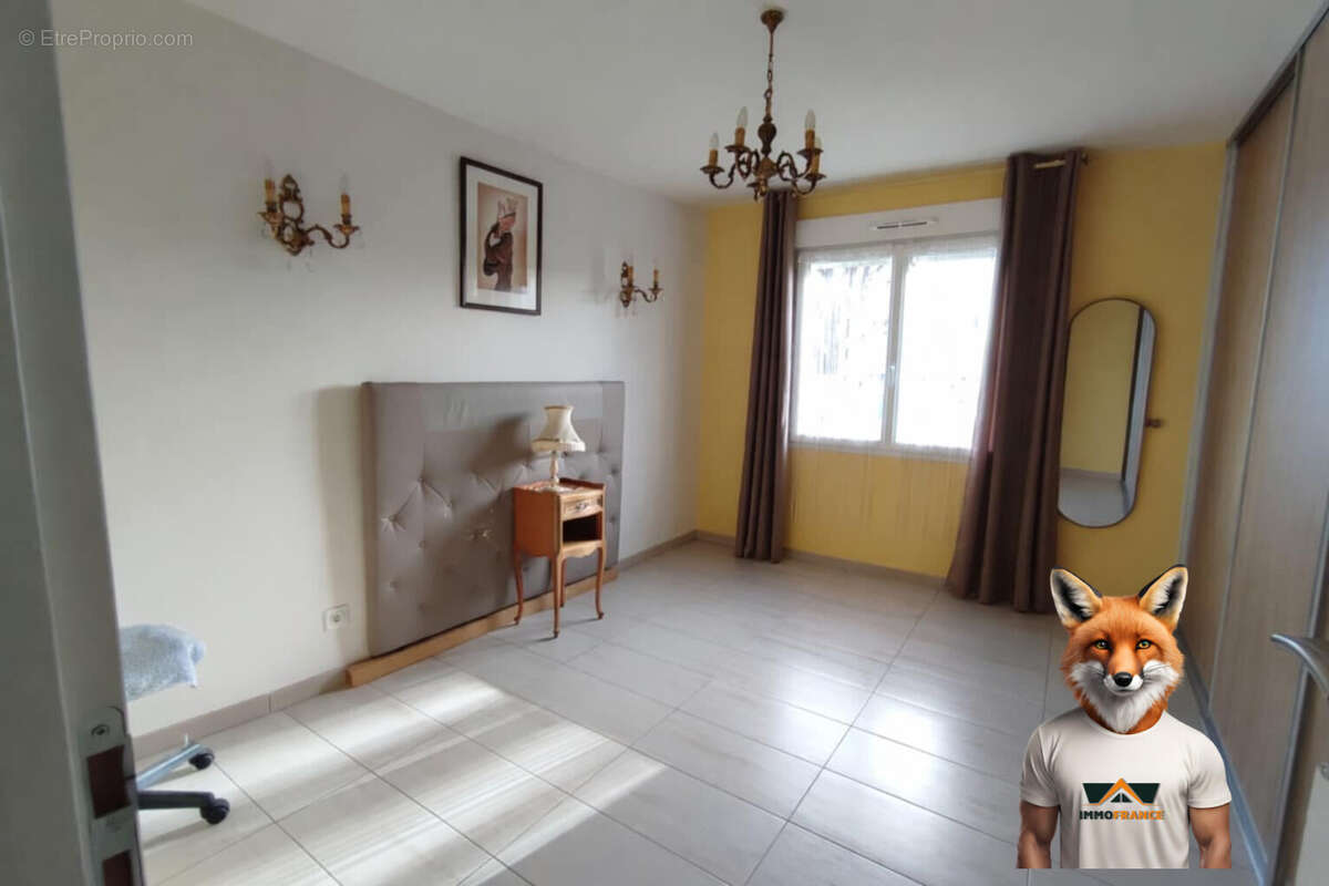 Maison à ROMILLY-SUR-SEINE