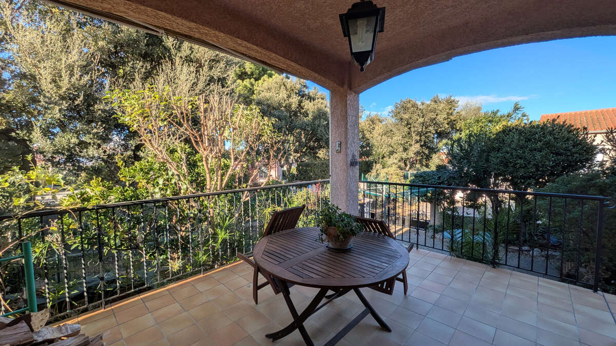 Maison à SAINT-GENIS-DES-FONTAINES