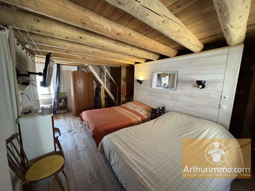 Maison à AUMONT-AUBRAC