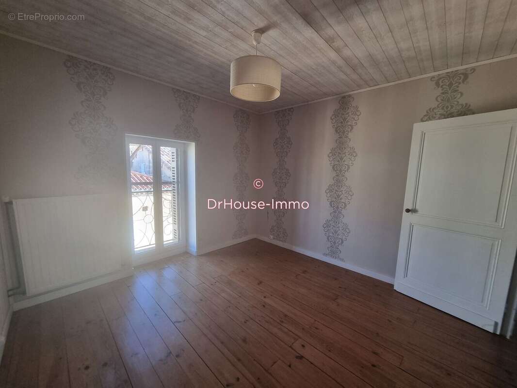 Maison à BEAUMONT-DU-PERIGORD