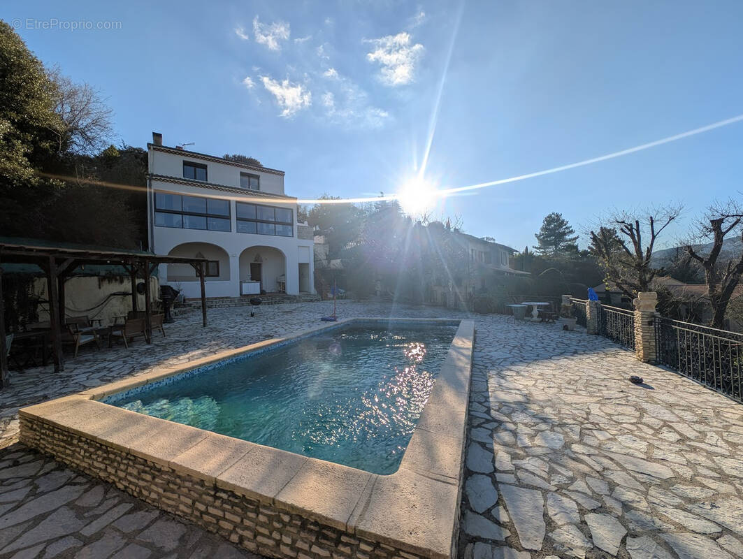 Maison à SAINT-PERAY