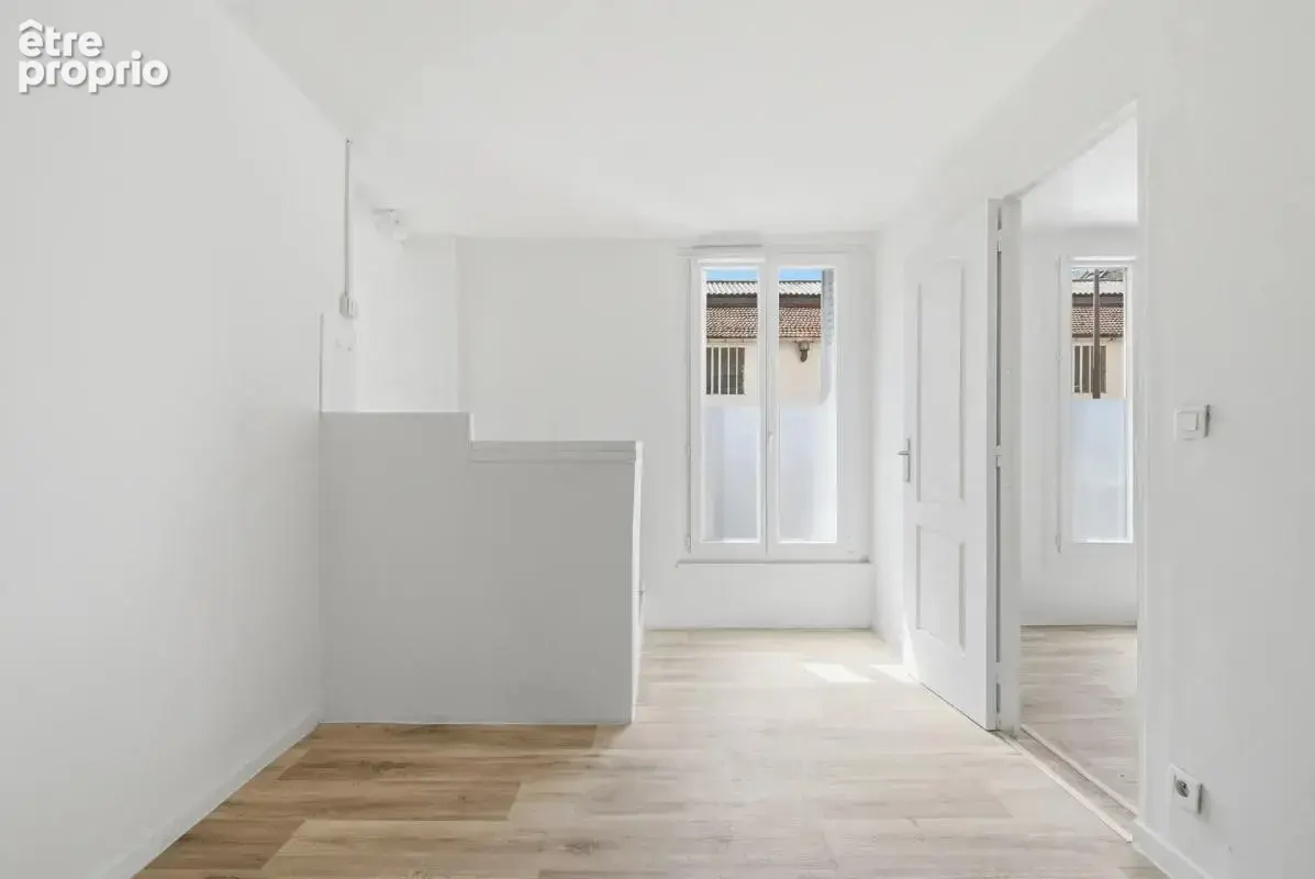 Appartement de 2 pièces de 27 m² - 300m de la garer RER Ivry-sur - photo 2