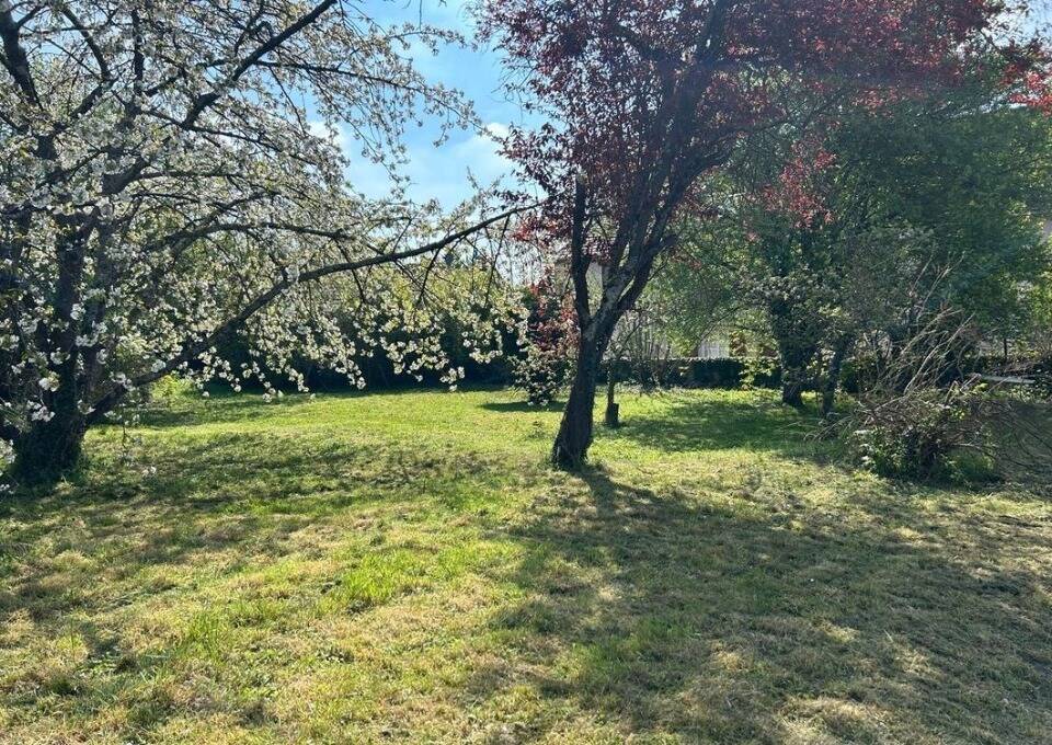 Terrain à MAREIL-LE-GUYON