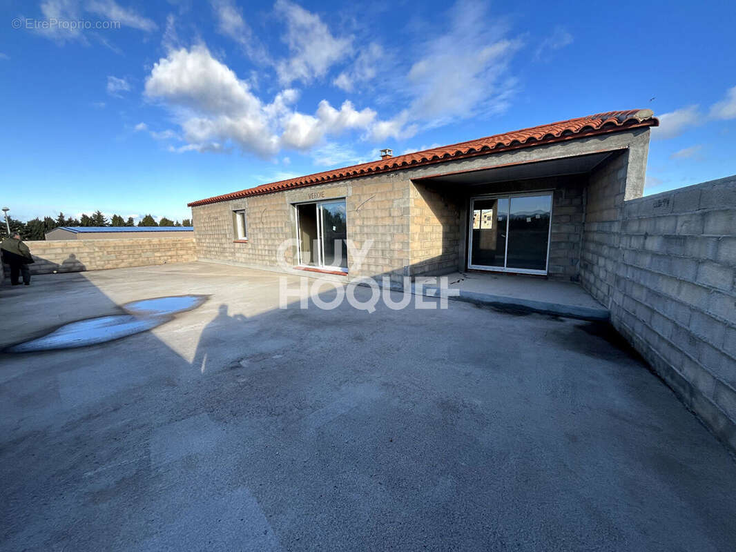 Appartement à VILLENEUVE-DE-LA-RAHO