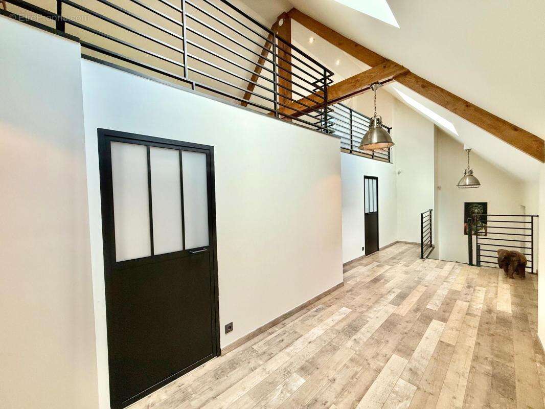 Maison à LE CHATELET-EN-BRIE