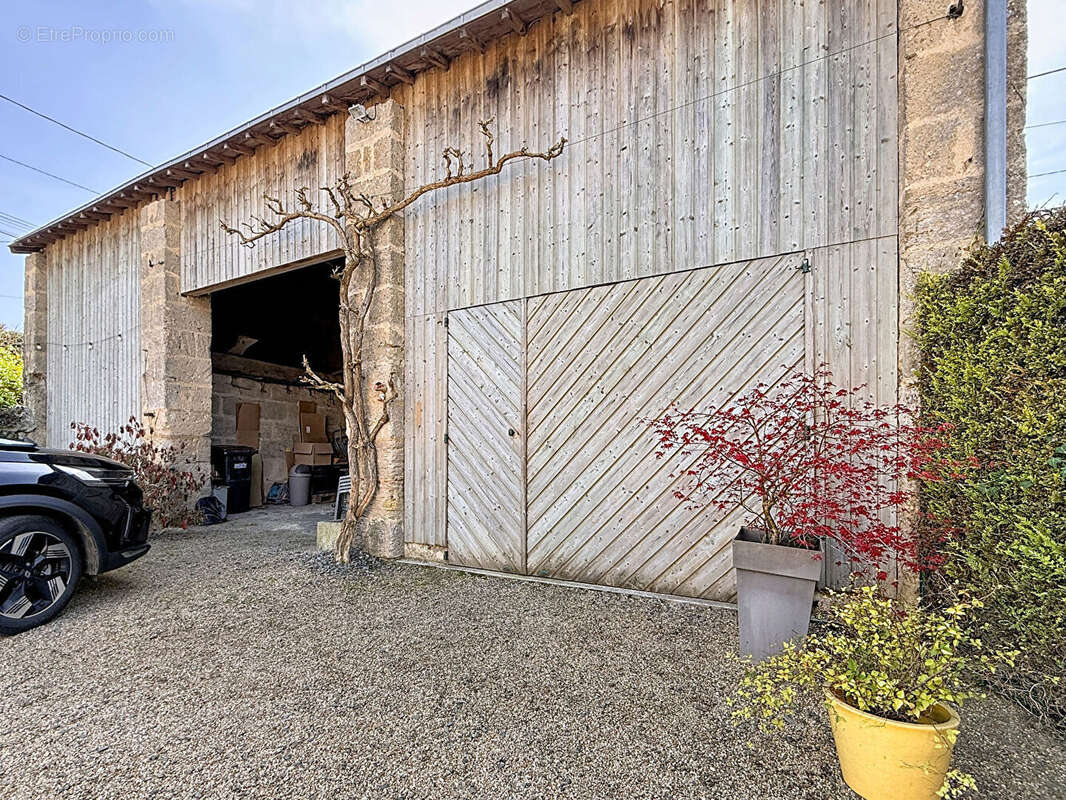 Maison à DOUE-LA-FONTAINE