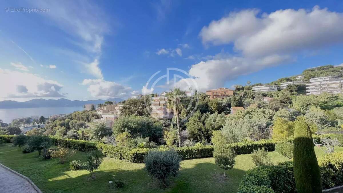 Appartement à CANNES