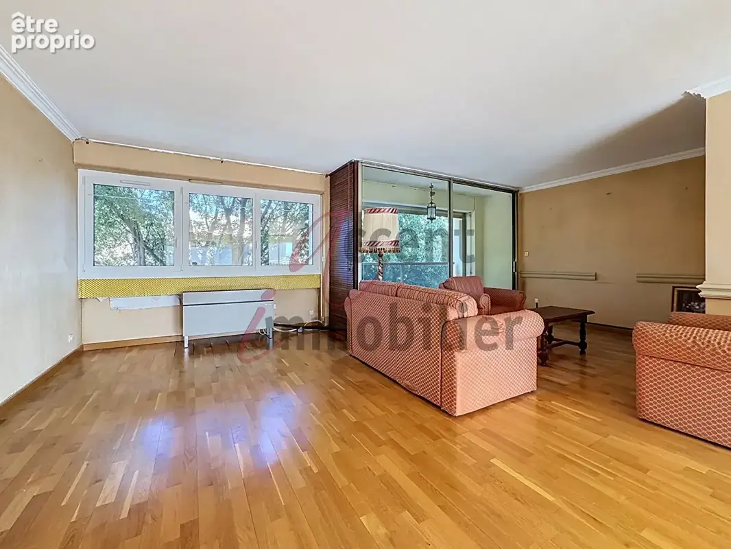 À vendre : spacieux appartement de plus de 124 m² au coeur de cavaillon garage cave exterieur - photo 3