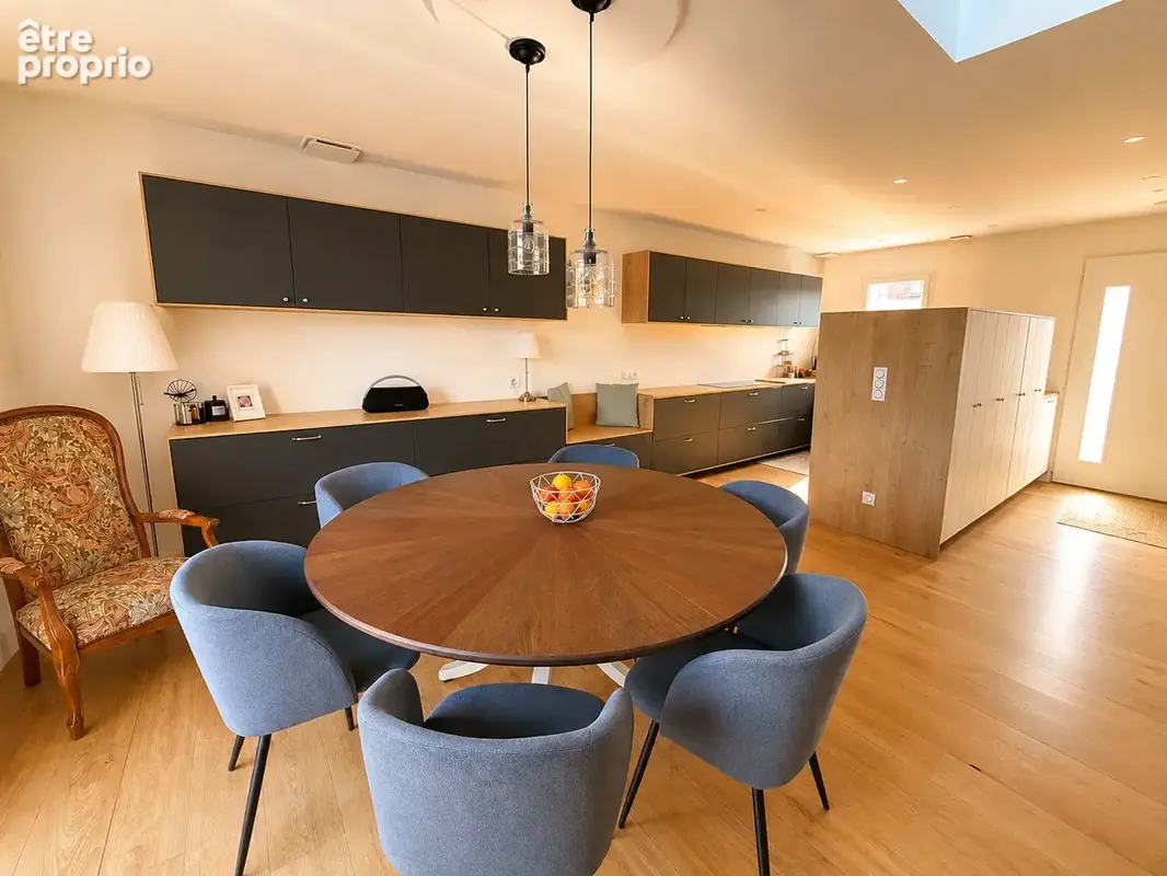 Maison contemporaine - 113.92 m2 avec prestations haut de gamme climatisés - Saint-Pryvé-Saint-Mesmin - photo 3