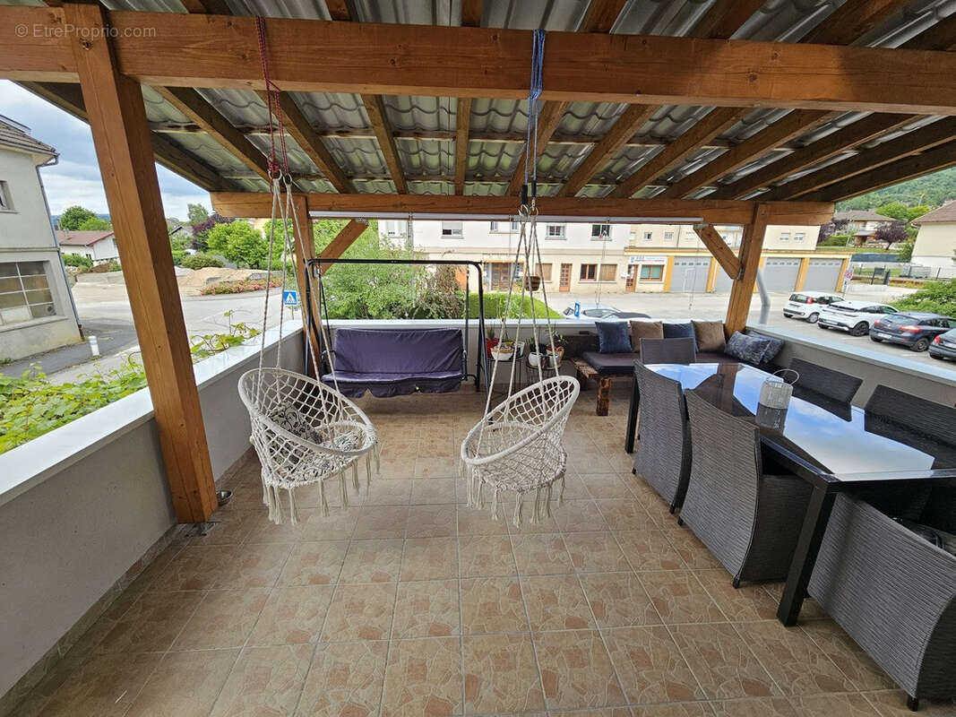 Maison à SAINT-LUPICIN