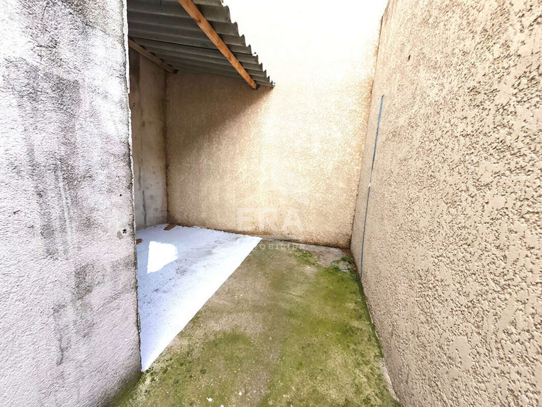 Appartement à MARSEILLE-5E