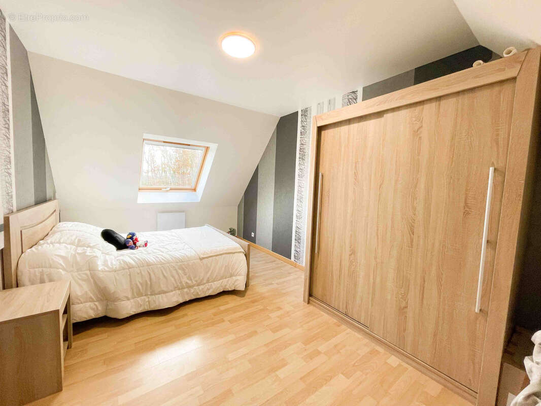 Maison à LOGONNA-DAOULAS