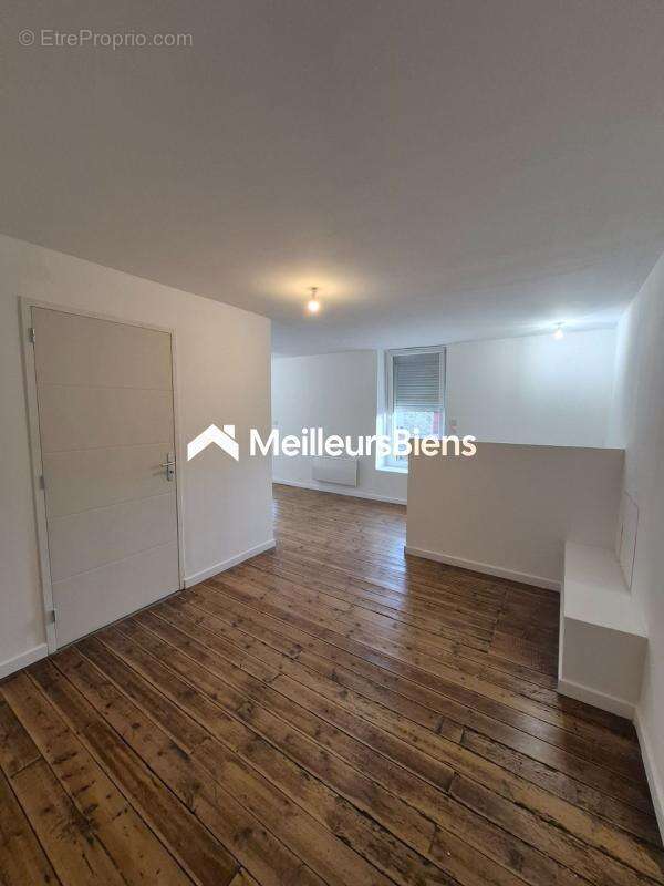 Appartement à DERVAL
