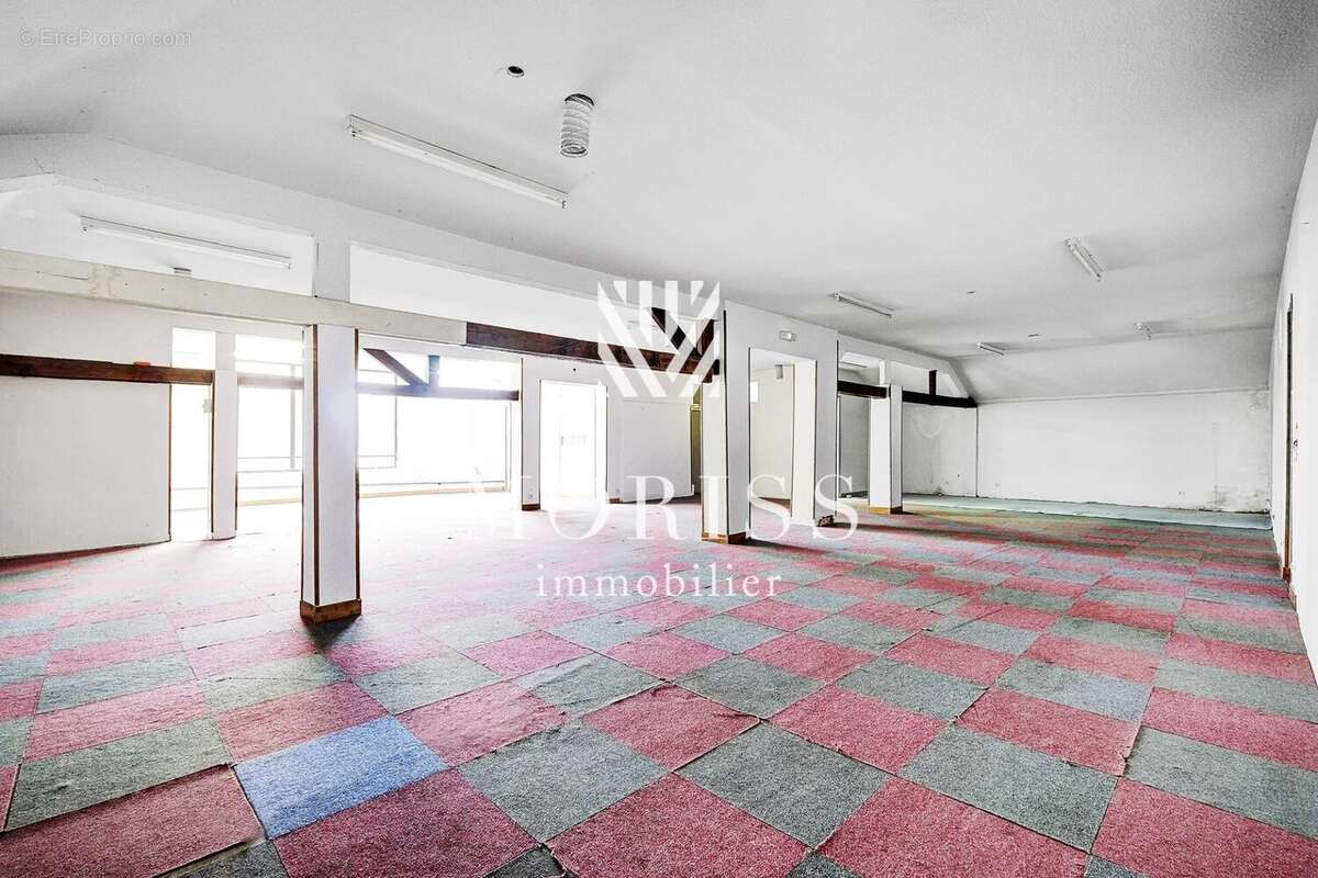 Commerce à SAINT-MAUR-DES-FOSSES