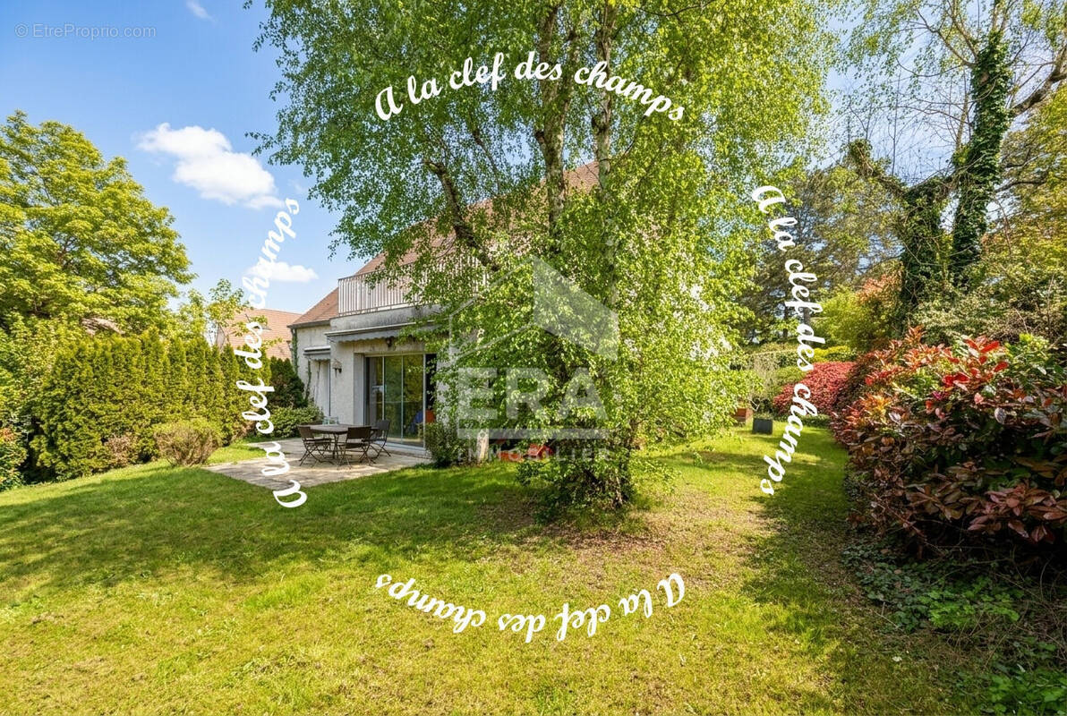 Maison à GIF-SUR-YVETTE