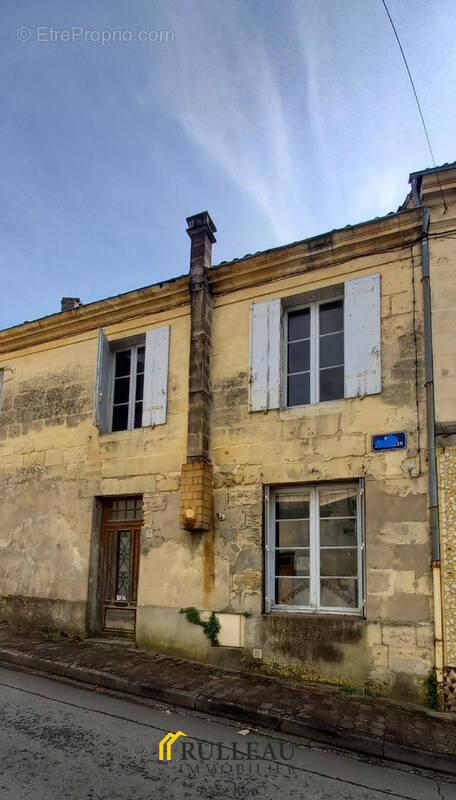 Maison à BOURG