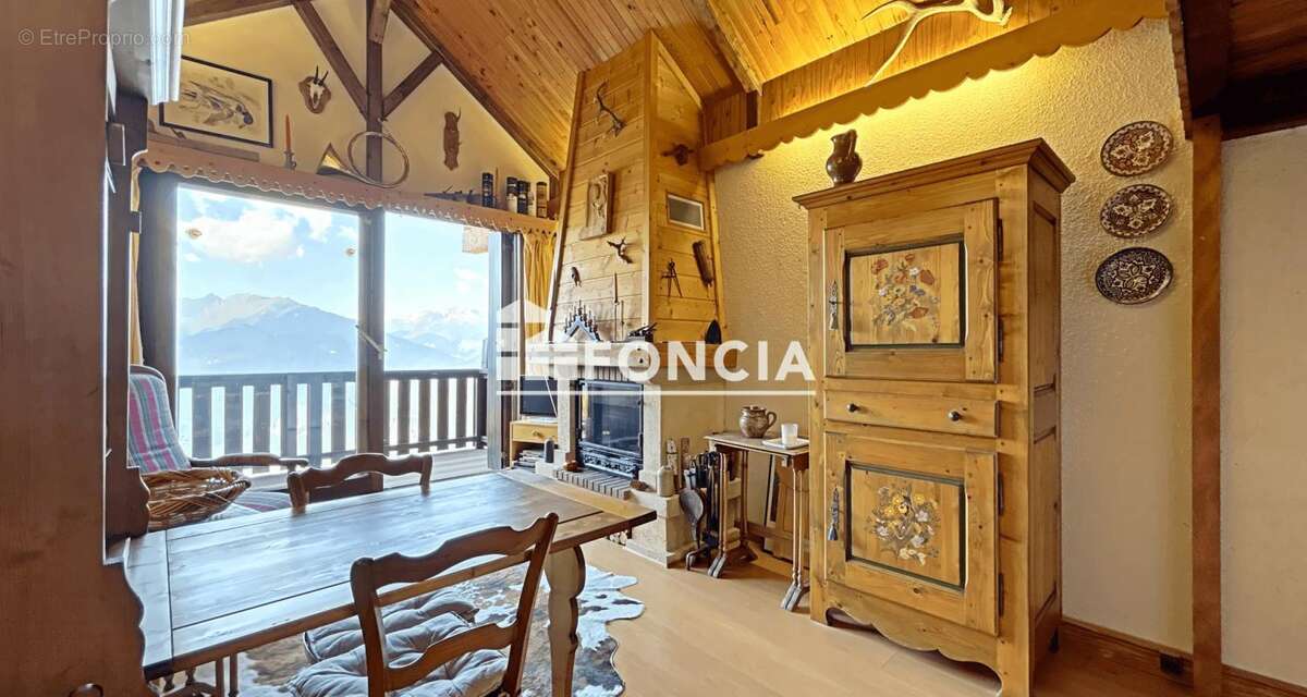 Triplex meublé avec terrasse : vue panoramique ! - photo 2