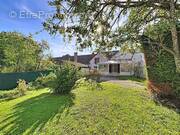 Maison à SAINT-SULPICE-DE-POMMERAY