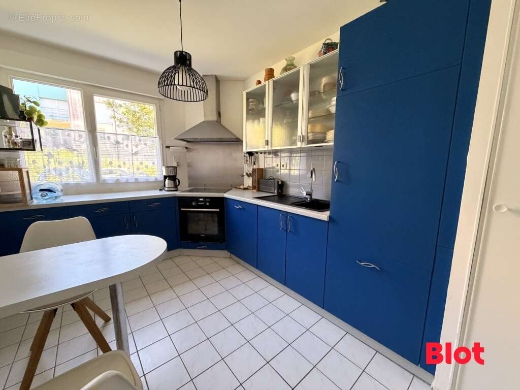 Appartement à LE RHEU