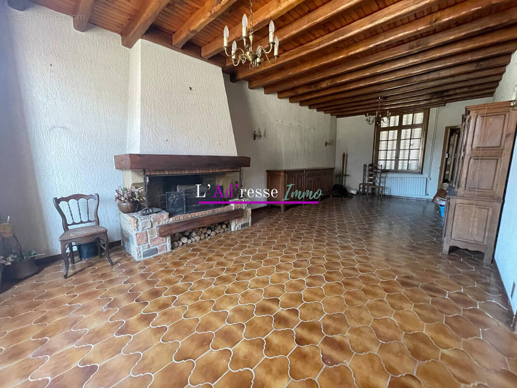 Maison à GUYENCOURT-SAULCOURT