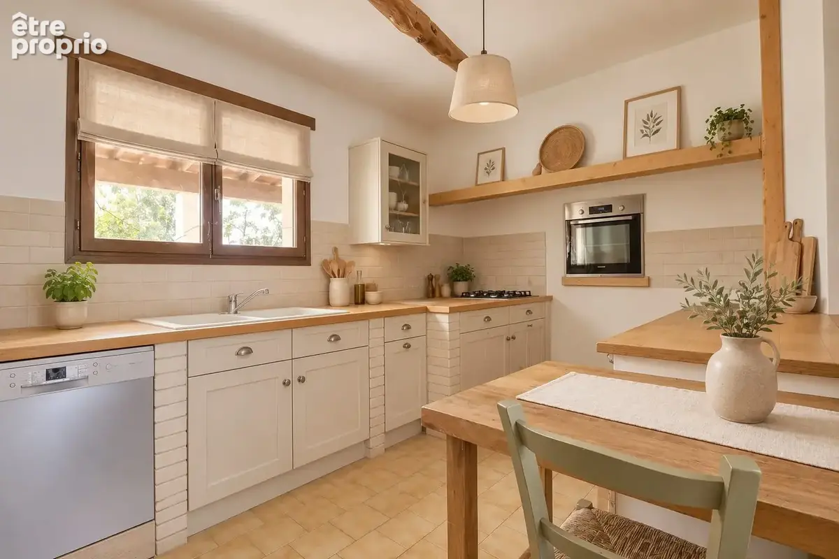 Maison 4 pièces 91 m² à vendre à Saint-Gilles (30800) - photo 4