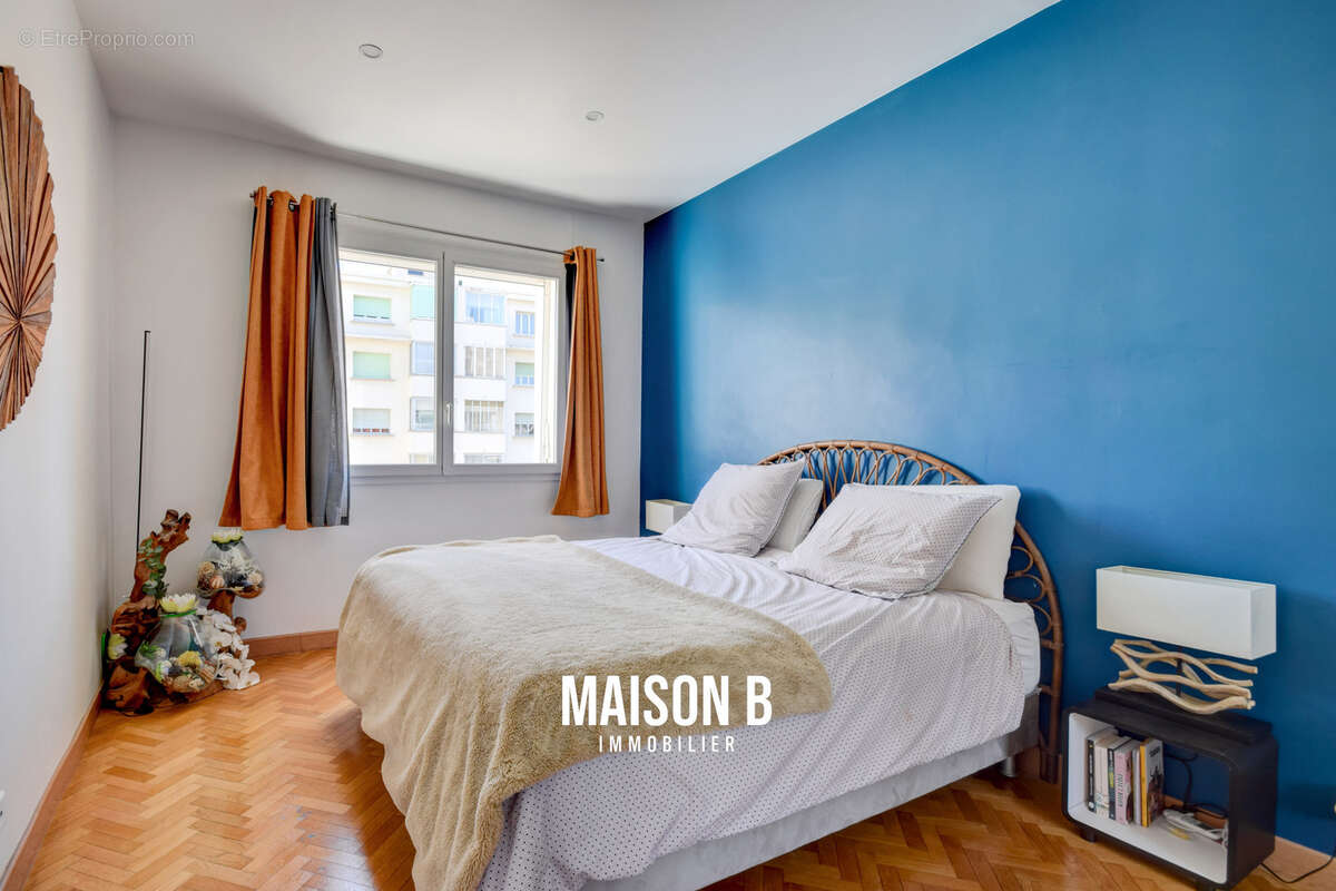 Appartement à MARSEILLE-8E
