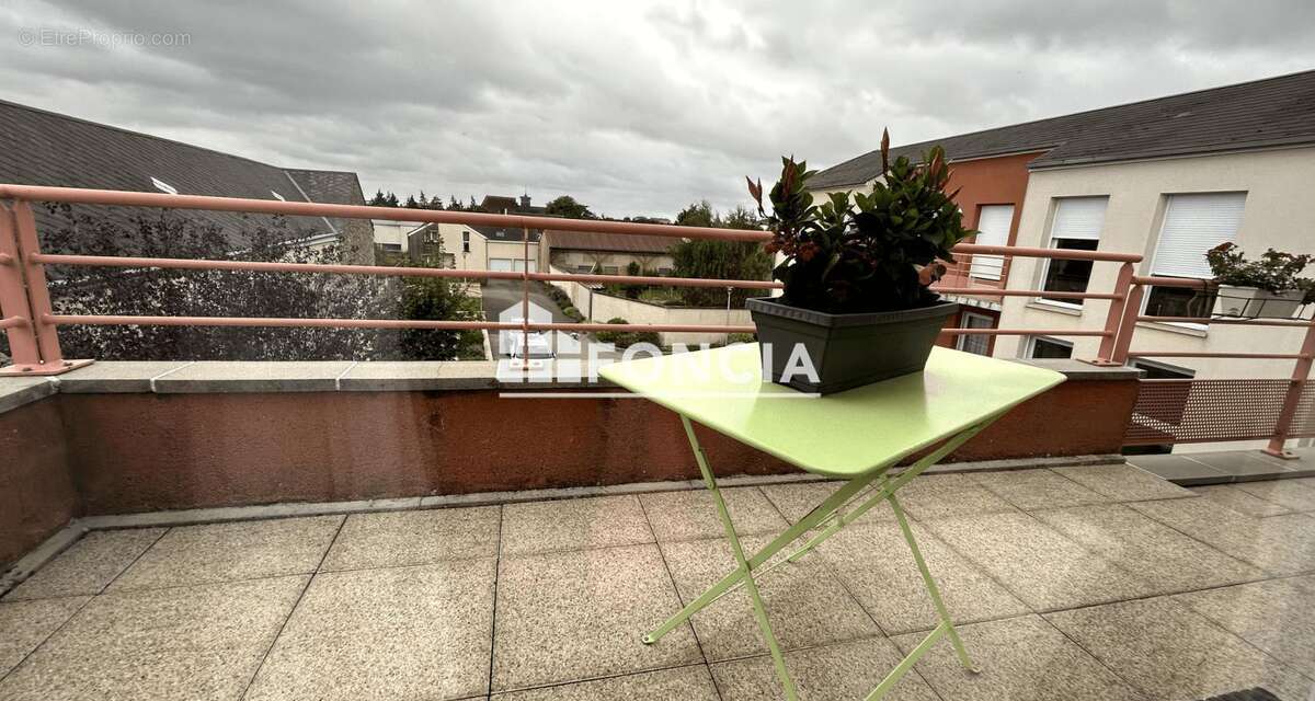 Appartement à MAINVILLIERS