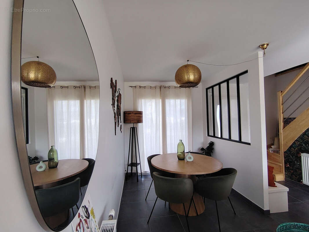 Maison à LA TURBALLE