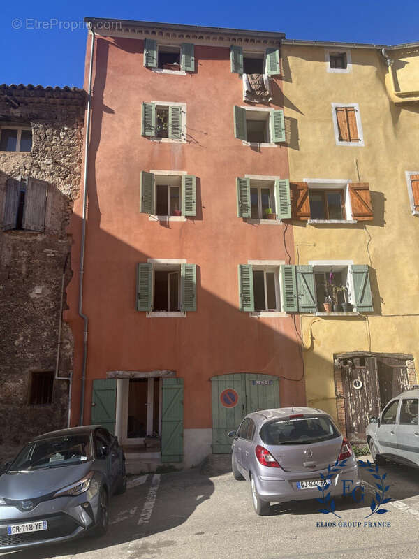 Appartement à BARJOLS