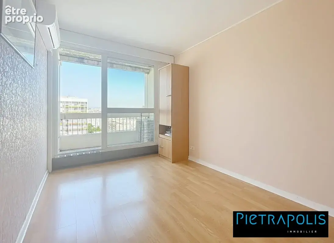 Appartement 60 m² à Villeurbanne  - photo 8