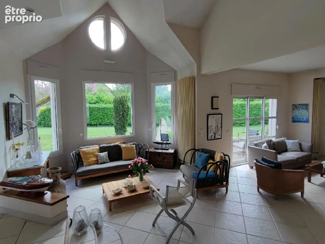 Maison 10 pièces 231 m² à vendre à Nesles-La-Vallee (95690) - photo 3