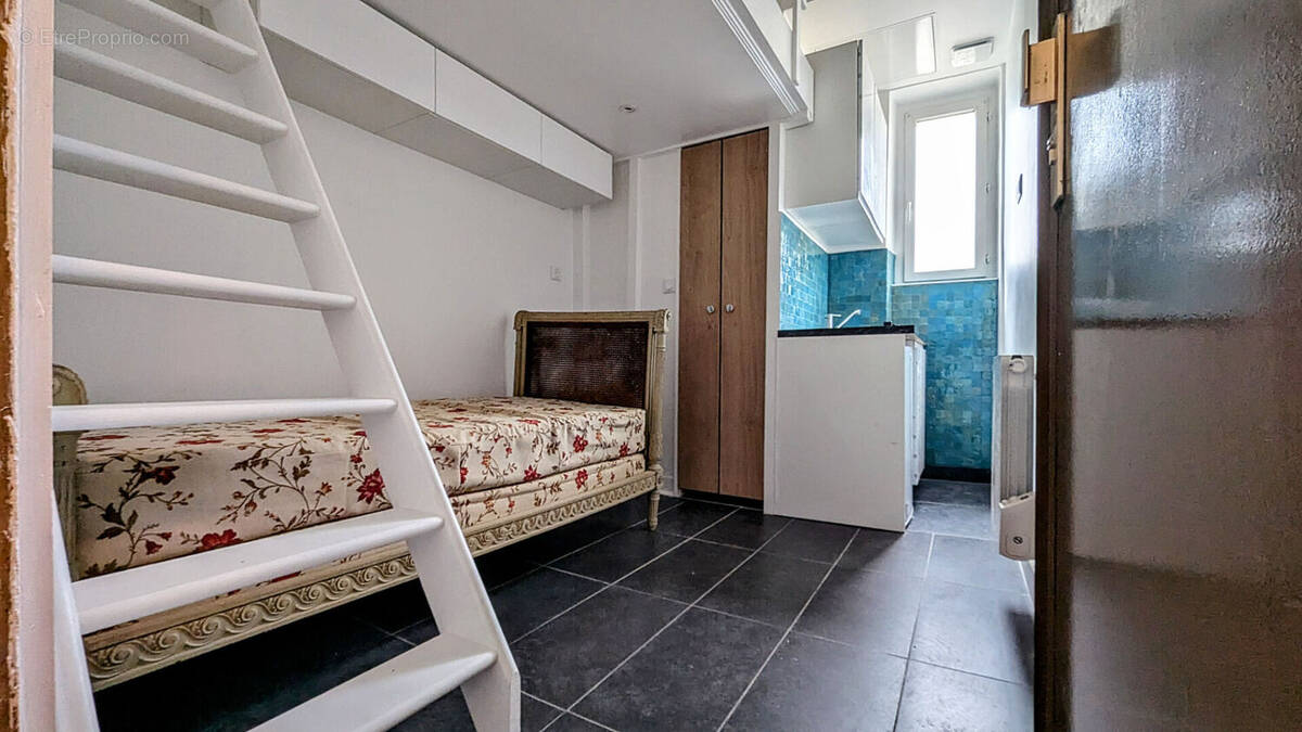 Appartement à ISSY-LES-MOULINEAUX