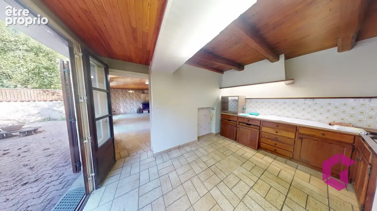 BEAUZAC   Maison 140 m2 à rénover   4 chambres   Garage et extérieur - photo 8