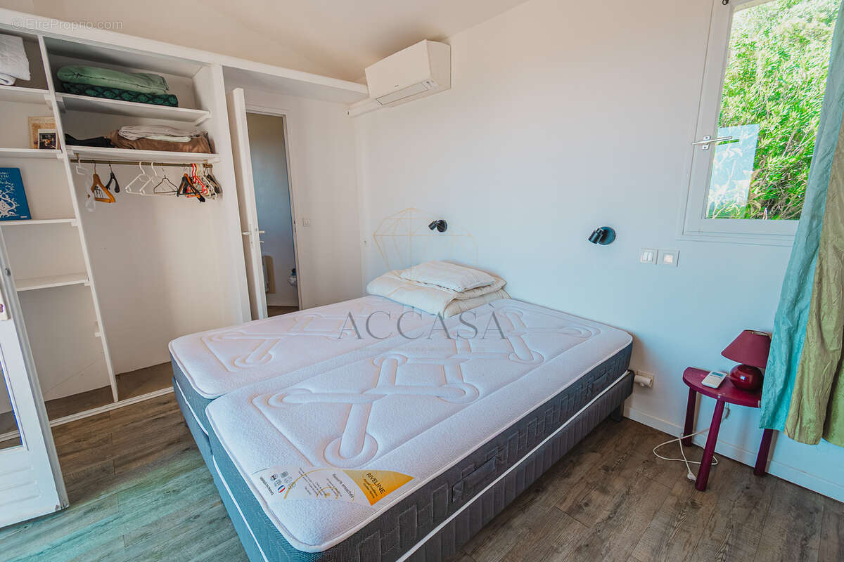 Maison vue mer à Lecci sur terrain de 1100 m2 au calme sans vis-à-vis - photo 20