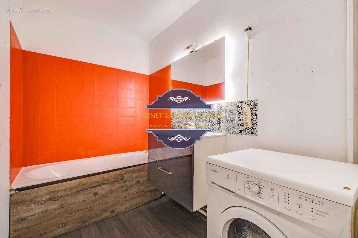 OFFRE ACCEPTEE EXCLUSIVITE - PARIS XIXème - Allée des Eiders - 2 pièces  avec Parking 48,20 m2  - 325 000 euros - photo 4