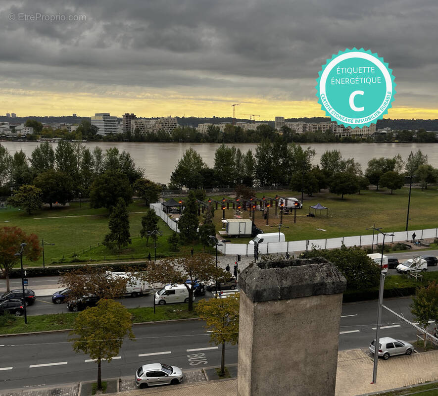 Appartement à BORDEAUX