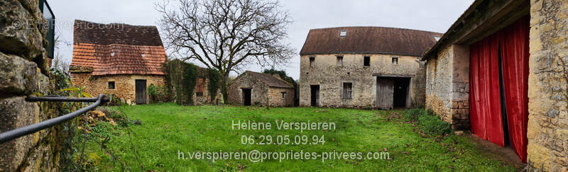 Maison à LE BUISSON-DE-CADOUIN