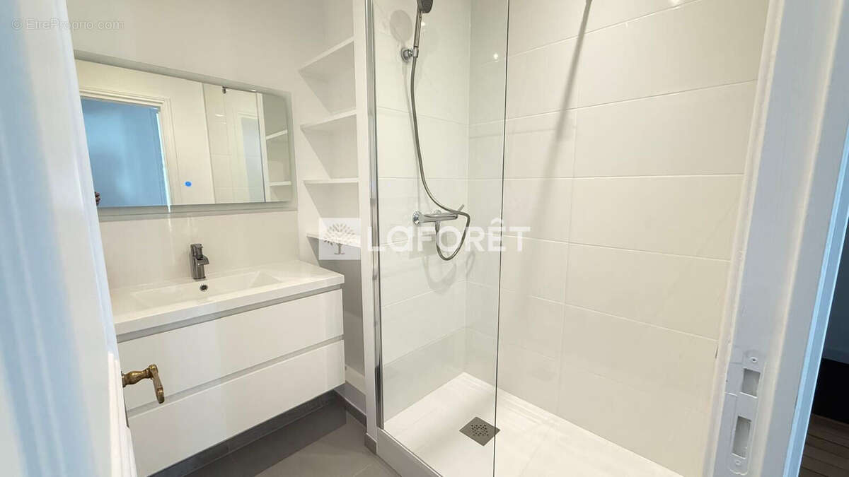 Appartement à PARIS-12E