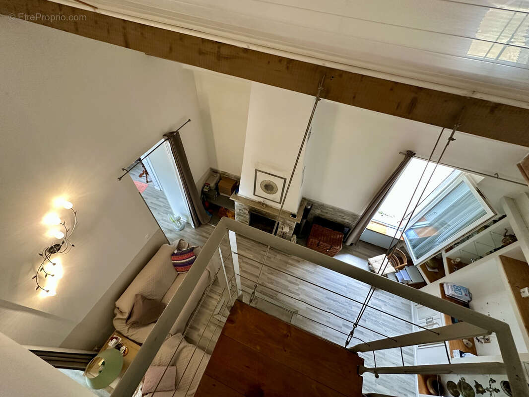 Maison à CUGES-LES-PINS