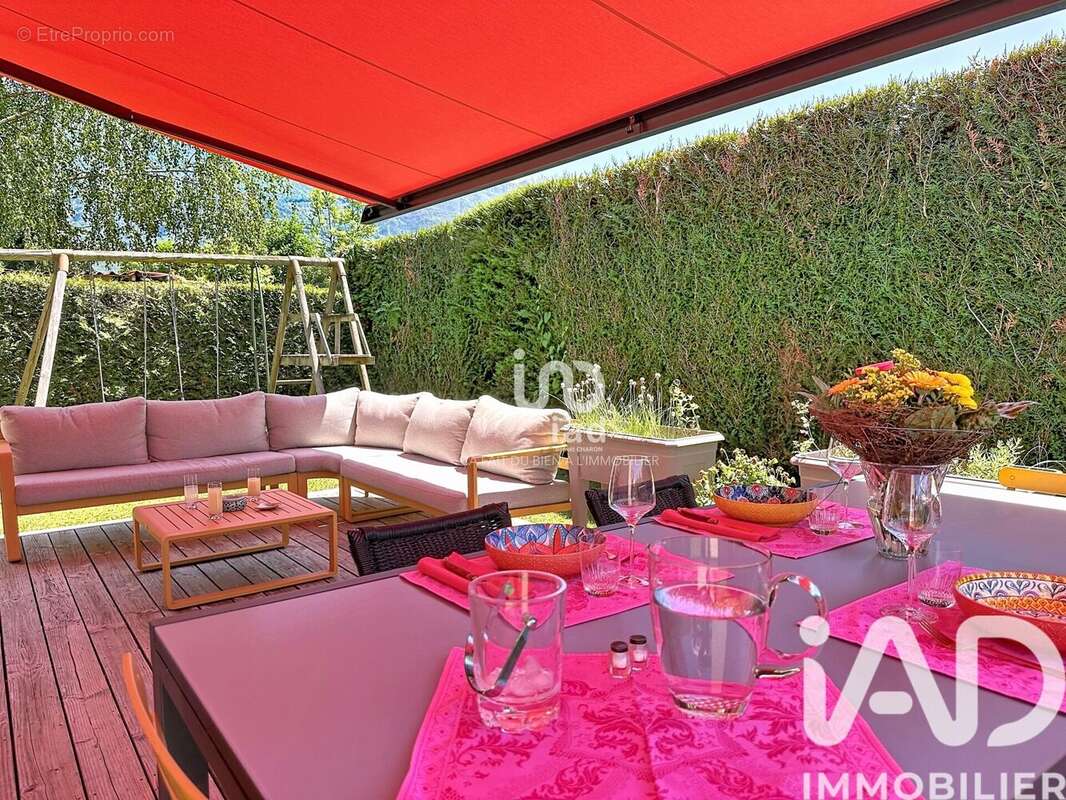 Maison 95 m² à Viviers-Du-Lac  - photo 2