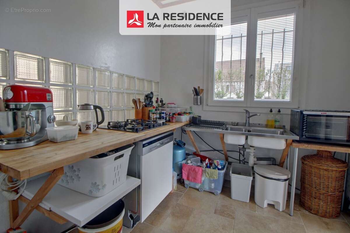 Maison 110 m² à Les Clayes-Sous-Bois  - photo 5