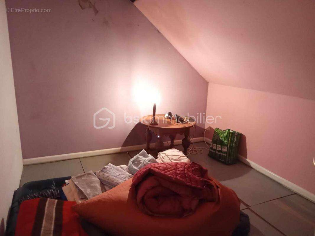 Maison à SAINT-MAURICE-LES-CHARENCEY